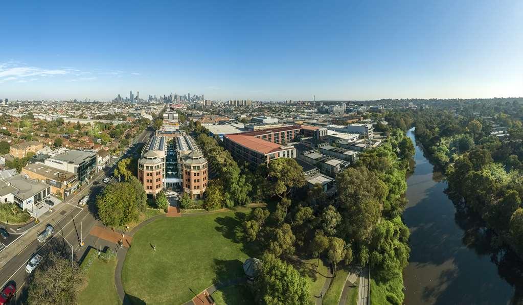 Amora Hotel Riverwalk Melbourne Exterior photo